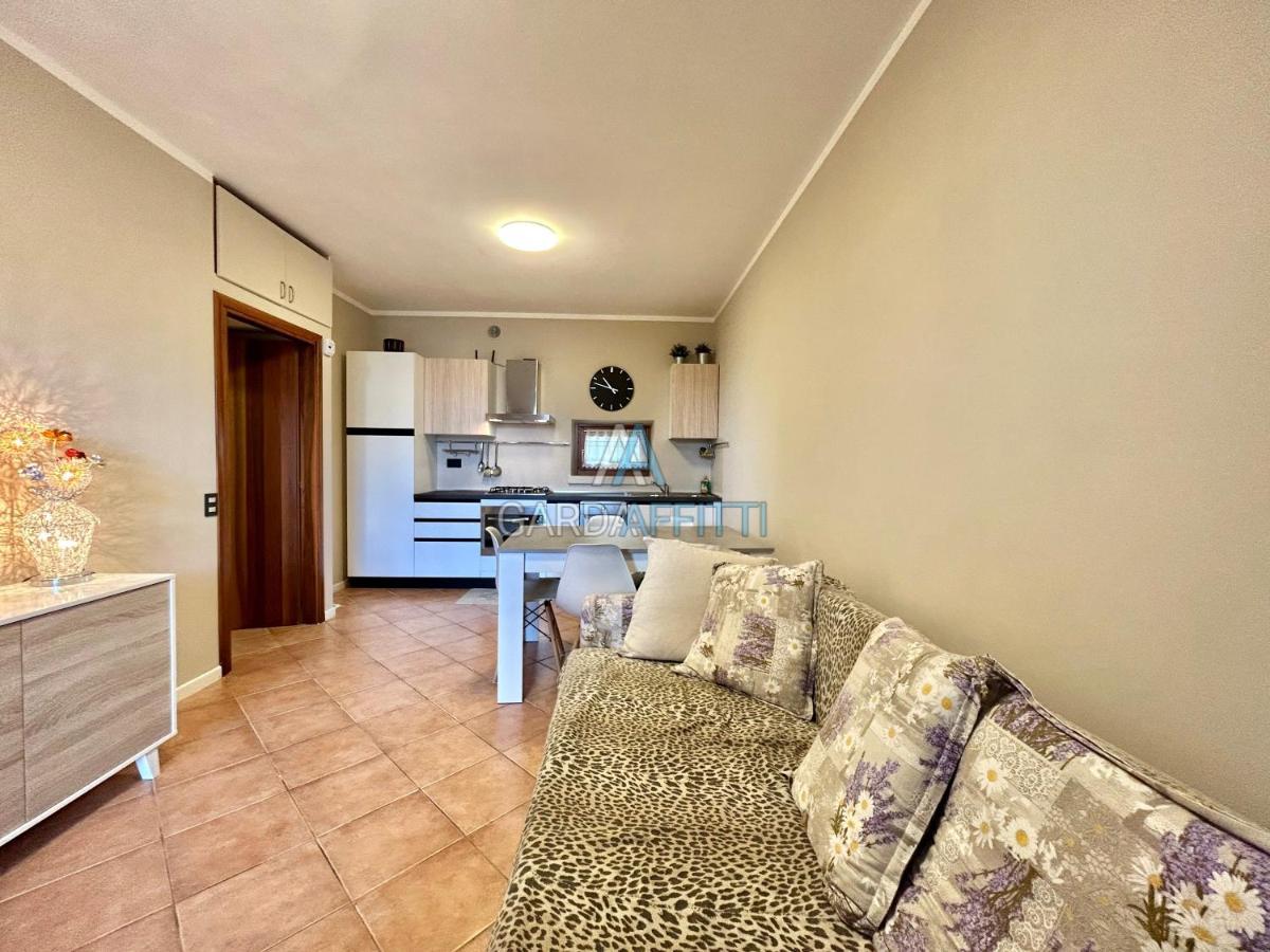 Perla Apartment - 3 Piscine E Un Bar - Desenzano เดเซนซาโนเดลการ์ดา ภายนอก รูปภาพ